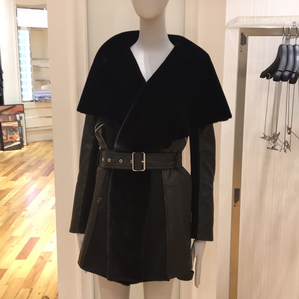 Black jacket - Picture 3 of 5